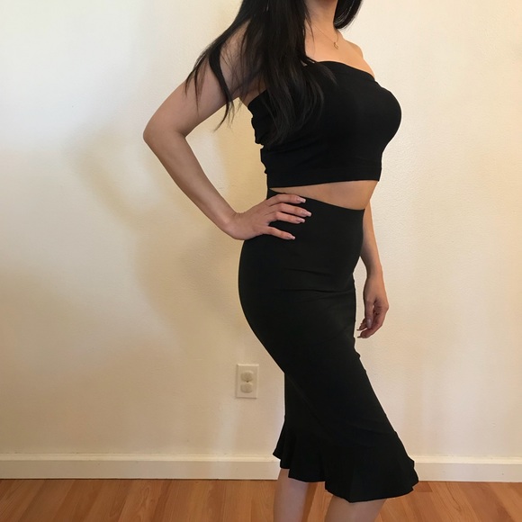 🆕 Penelope Black Ruffle Midi Skirt - Picture 6 of 8